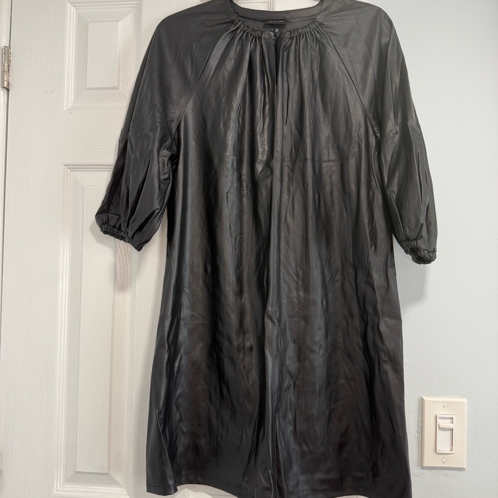 Who What Wear Black Pleated Dress 3/4 Raglan Sleeves